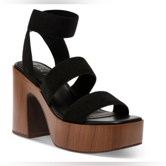 Wild Pair Shoes - 👠NIB Wild Pair Scarlitt Pumps- Size 8